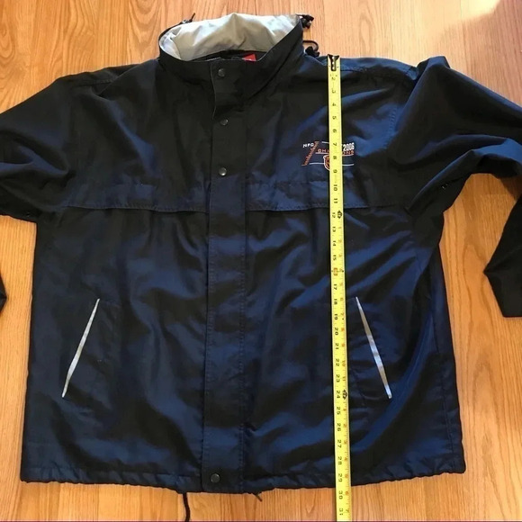 NFL Chicago Bears NFC Champions Windbreaker Jacket - Picture 2 of 11